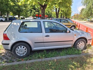 vand golf 4 1.4 16 valve benzina 98