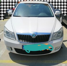 Vând skoda Octavia