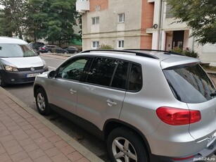 Vând VW Tiguan 2l TDI 4x4