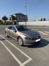 VolkswagenPassat model 2016 2.0Tdi 190cp 4x4 highline interior maro