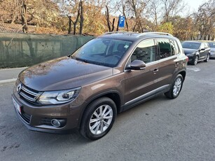 VW Tiguan 4x4 Panoramic Navi Bi-Xenon 191000 KM