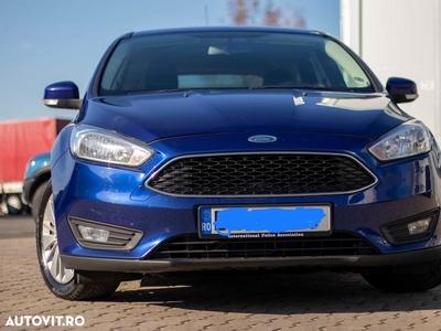 Ford Focus 1.6 Ti-VCT Powershift Trend