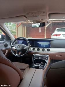 Mercedes-Benz E 220 d Aut.