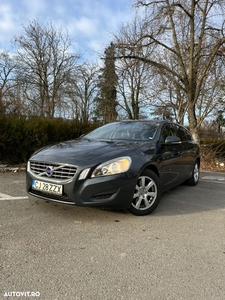 Volvo V60 D3 Geartronic Kinetic