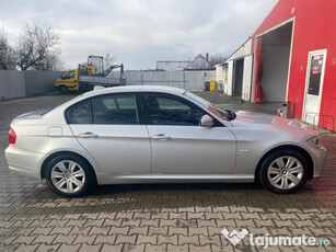 BMW Seria 3 318d