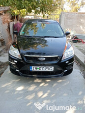 Ford focus 2 masina