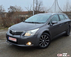 Toyota Avensis/2011/2.0 D/126 CP/Clima/Navi/Camera/