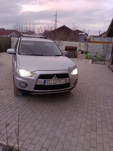 Mitsubishi Outlander Dec. 2012 Craiova