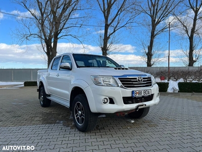 Toyota Hilux 4x4 Cabina Dubla Style+ Aut.