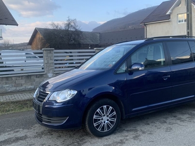 Volkswagen Touran 1.9 TDI 7 locuri 2008 adus recent Bistrita