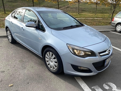Opel Astra 1.4i Turbo benzina 2018 E6 man6+1 Klima Unic proprietar 8950-euro