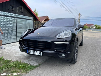 Porsche Cayenne E-Hybrid Tiptronic S Platinum Edition