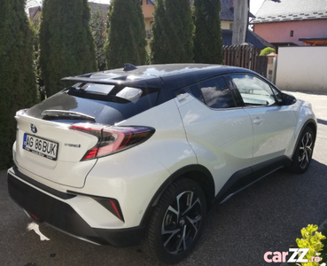 Toyota C-HR,2018,style selection,hibrid,piele,jante 18,carte service !