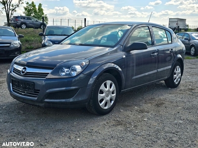 Opel Astra 1.4i 16V Club