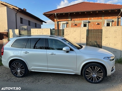 Volvo XC 90 D5 AWD Momentum