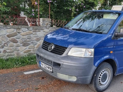 Autoutilitară Volkswagen Transporter T5