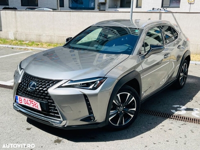 Lexus UX 250h 2.0L HEV 20H- (178 HP) 4X2 CVT Business