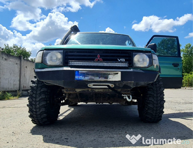 Mitsubishi Pajero V6 de 3000