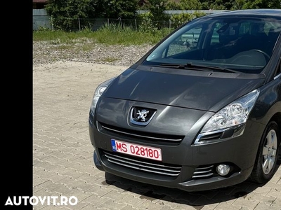 Peugeot 5008 HDI 150 Active