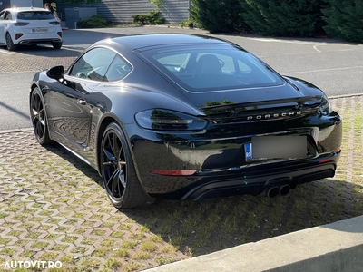 Porsche Cayman 718 GTS PDK