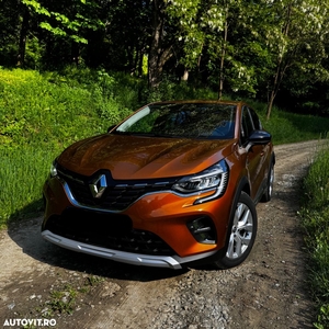 Renault Captur TCe 140 EDC Intense