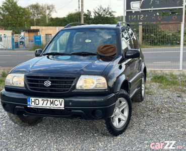 Suzuki Grand Vitara*2005*autoturism*4*4 mic/mare*1.6 benzina~16 Valve!