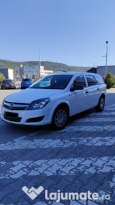 Opel Astra H 2011