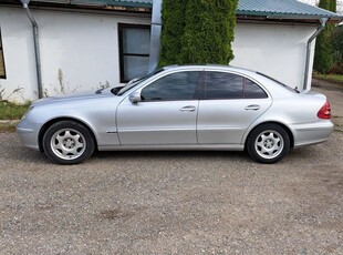 Mercedes-Benz clasa E200 CDI 122CP