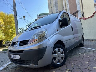 Renault Trafic Opel Vivaro