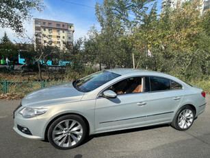 Volkswagen Passat CC 1.8 TSI, benzina 103.000 km , 1798 cm3 , 160 CP - Prim proprietar