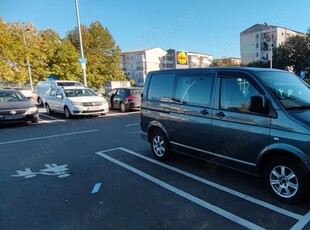 VW Transporter T5, 1.9 TDI din 2006, Pasageri Marfă, manuală 6 viteze, AUTOUTILITARĂ-TAXE MICI.