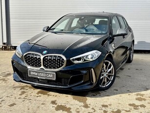 BMW M1 M135i xDrive AT