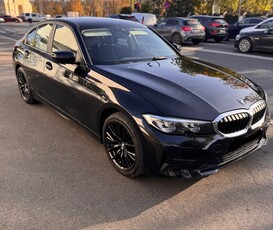 BMW Seria 3 320i AT