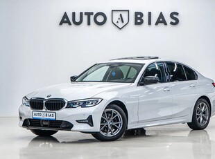 BMW Seria 3 320i Aut. Sport Line