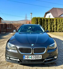 BMW Seria 5 525d xDrive AT