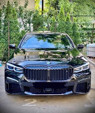 BMW Seria 7 750i xDrive