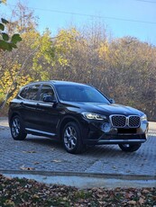 BMW X3 xDrive30i AT Luxury Line