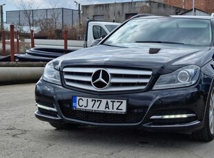 Mercedes-Benz C 220 d 4Matic T 7G-TRONIC Avantgarde