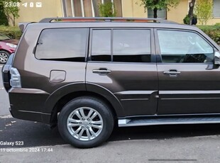 Mitsubishi Pajero 3.2 DI-D Instyle