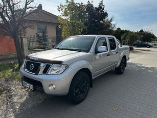 Nissan Navara 2.5 dCi DPF 4X4 Double Cab LE