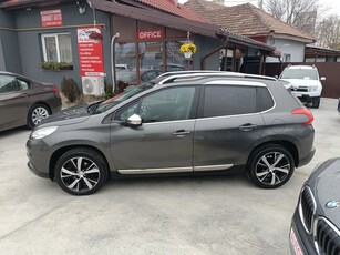 Peugeot 2008 1.2 L PureTech Turbo S&S Allure