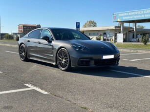 Porsche Panamera 4S