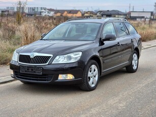 Skoda Octavia Combi 1.6 TDI Business DSG