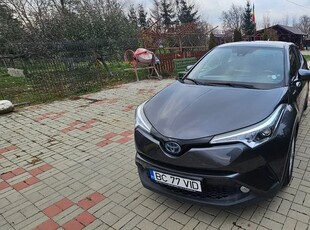 Toyota C-HR 1.8 HSD 4x2 CVT C-enter