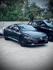 Volkswagen ARTEON 2.0 TDI DSG 4Motion R-Line