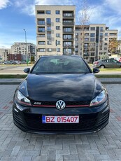 Volkswagen Golf 2.0 TSI BMT DSG GTI