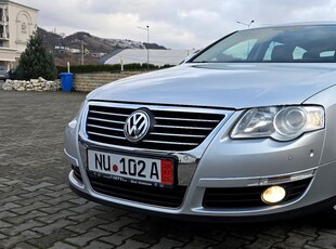 Volkswagen Passat Variant 2.0 TDI Blue TDI Highline