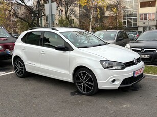 Volkswagen Polo 1.2 TSI Cross Urban White