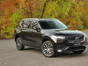 Volvo XC 90 B5 MHEV AWD 7 locuri Momentum Pro