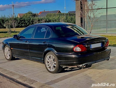 Jaguar X Type